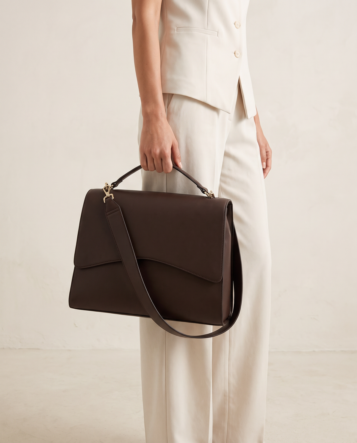 Clover- Dark Brown
