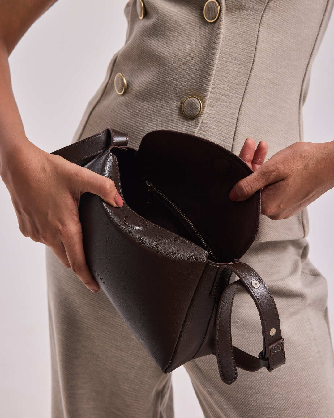 The October - Dark Brown