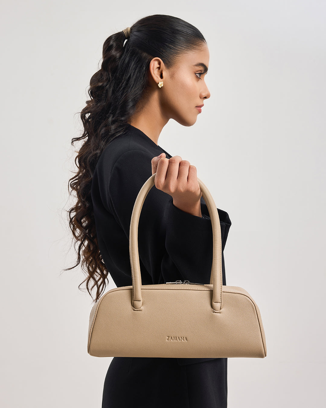 The November - Cream