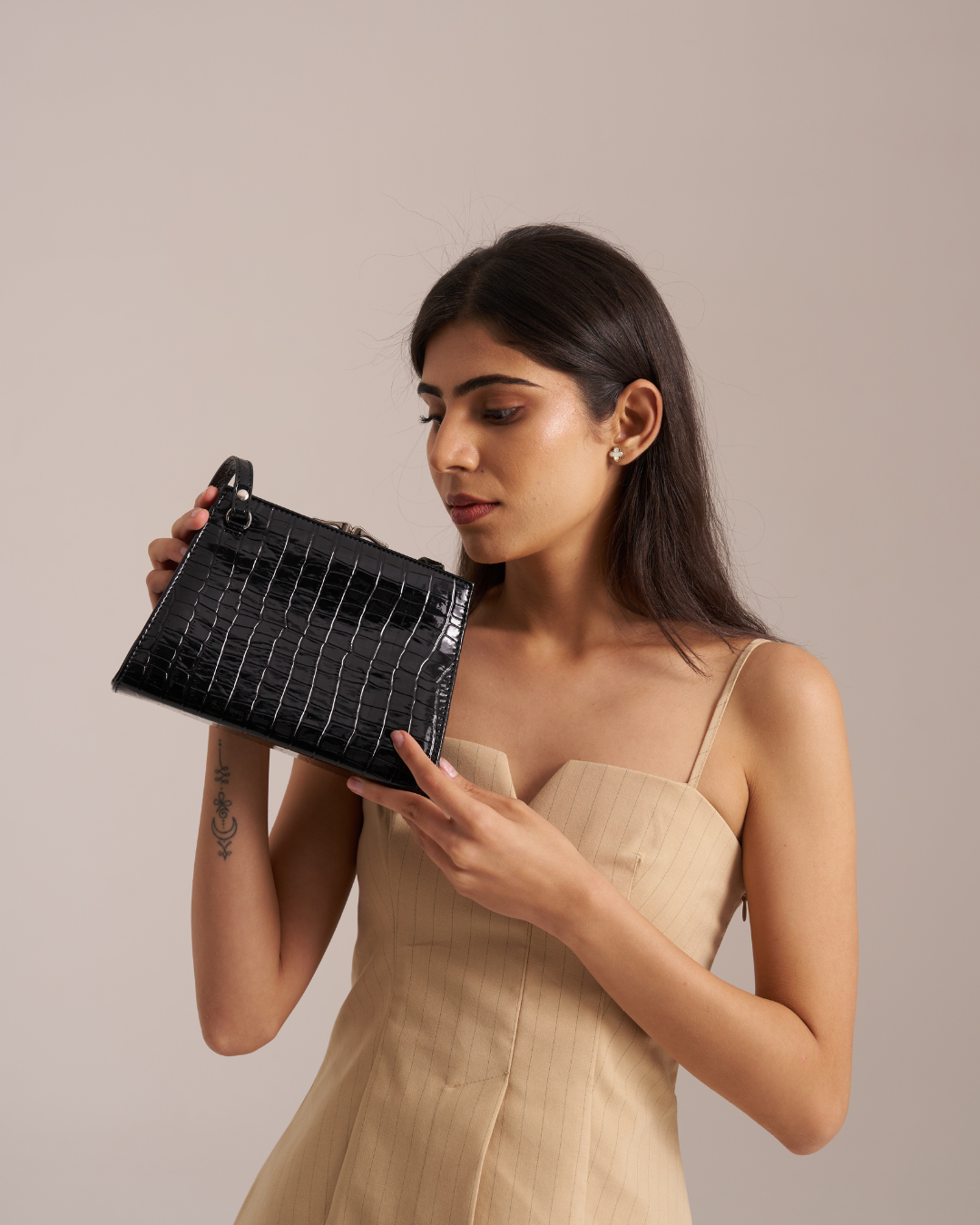 Clutch Black Crocodile Color Bag