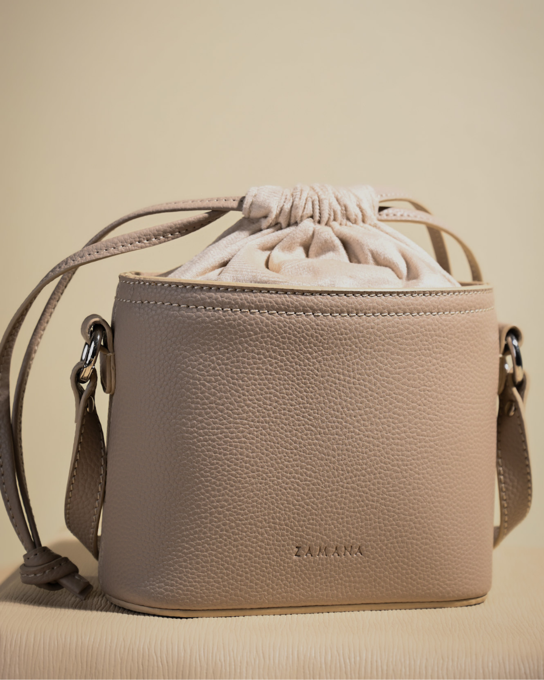 The Ivan Soft Grey Color Bag