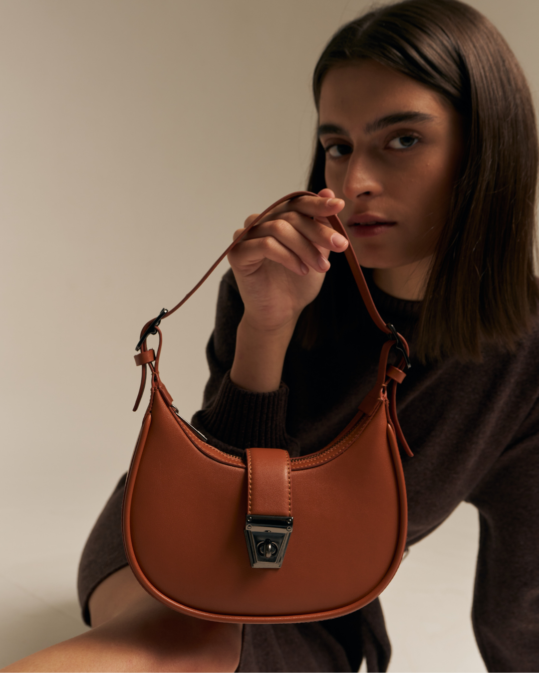The Moon Shoulder Bag Tan