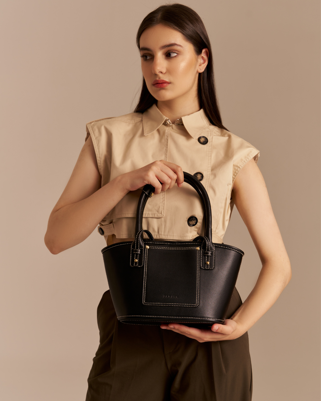 The Tori Smooth Black Color Bag