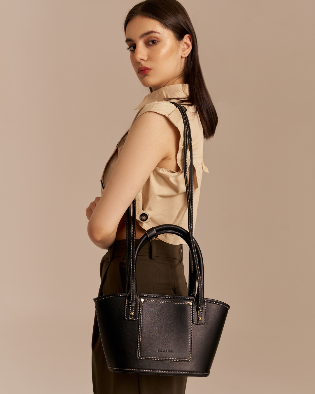 The Tori Smooth Black Color Shoulder Bag