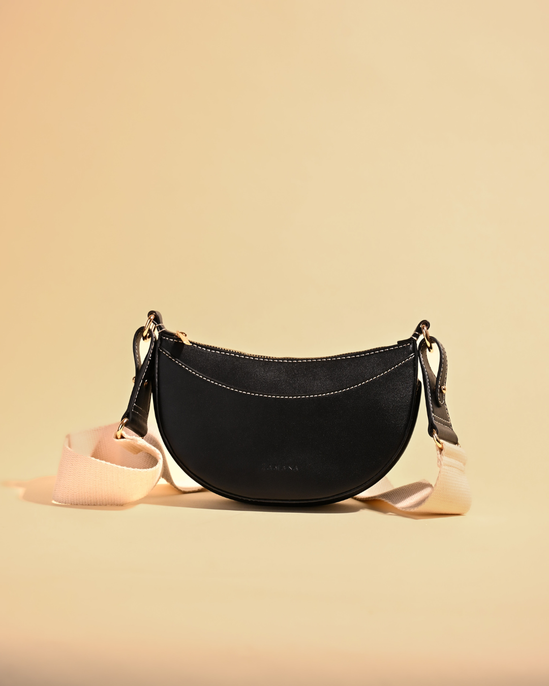 Top Handle Bag Olli Black Color