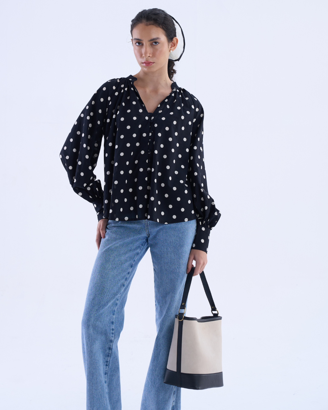 Crescent Bucket - Black & White