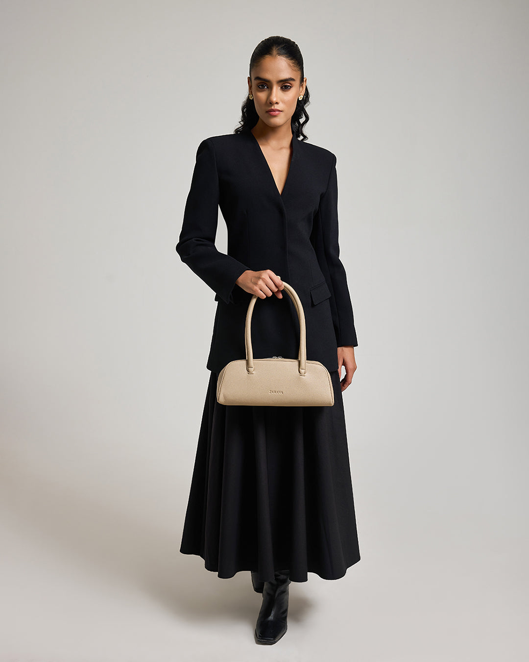 The November - Cream