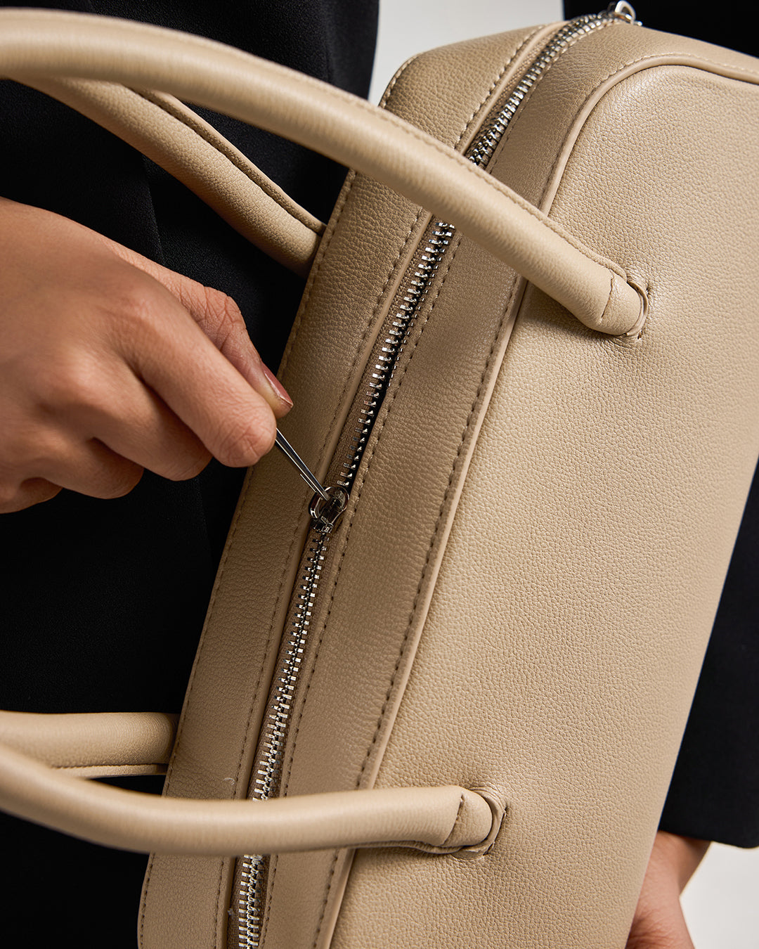 The November - Cream