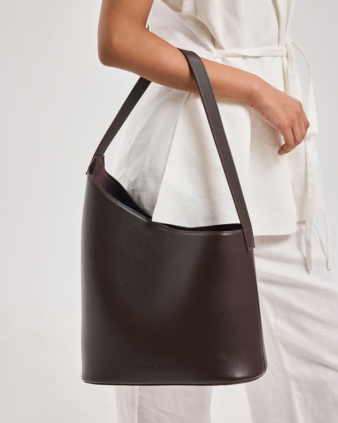 The December - Dark Brown