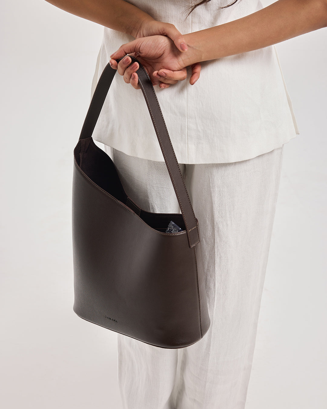 The December - Dark Brown