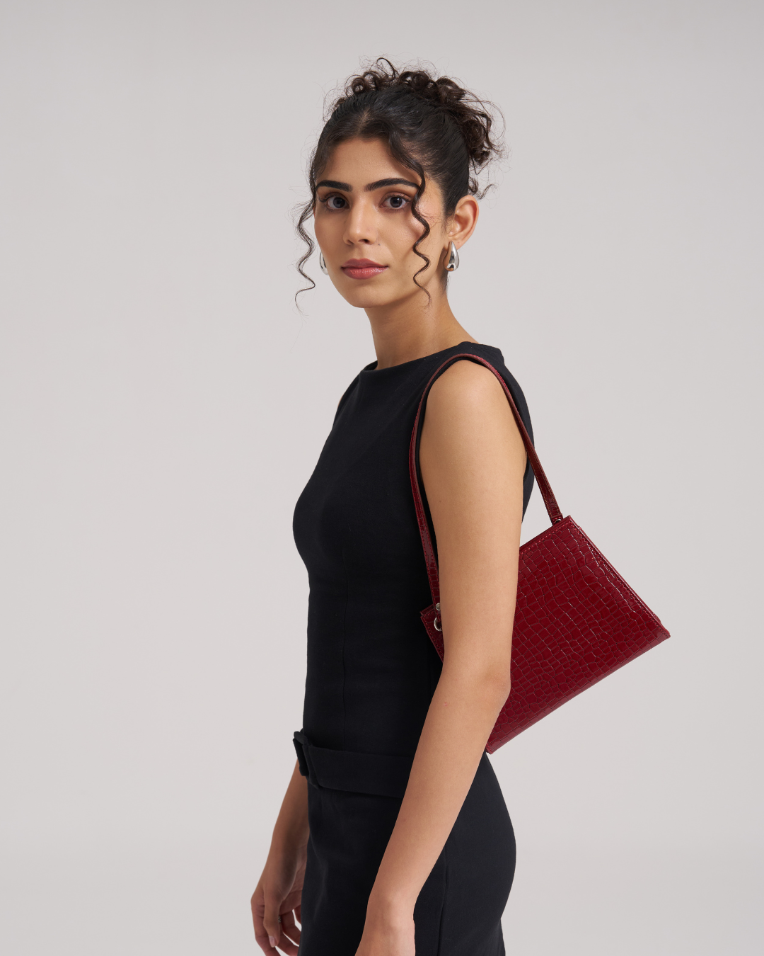 The Clutch Red Croc Pattern Shoulder Bag