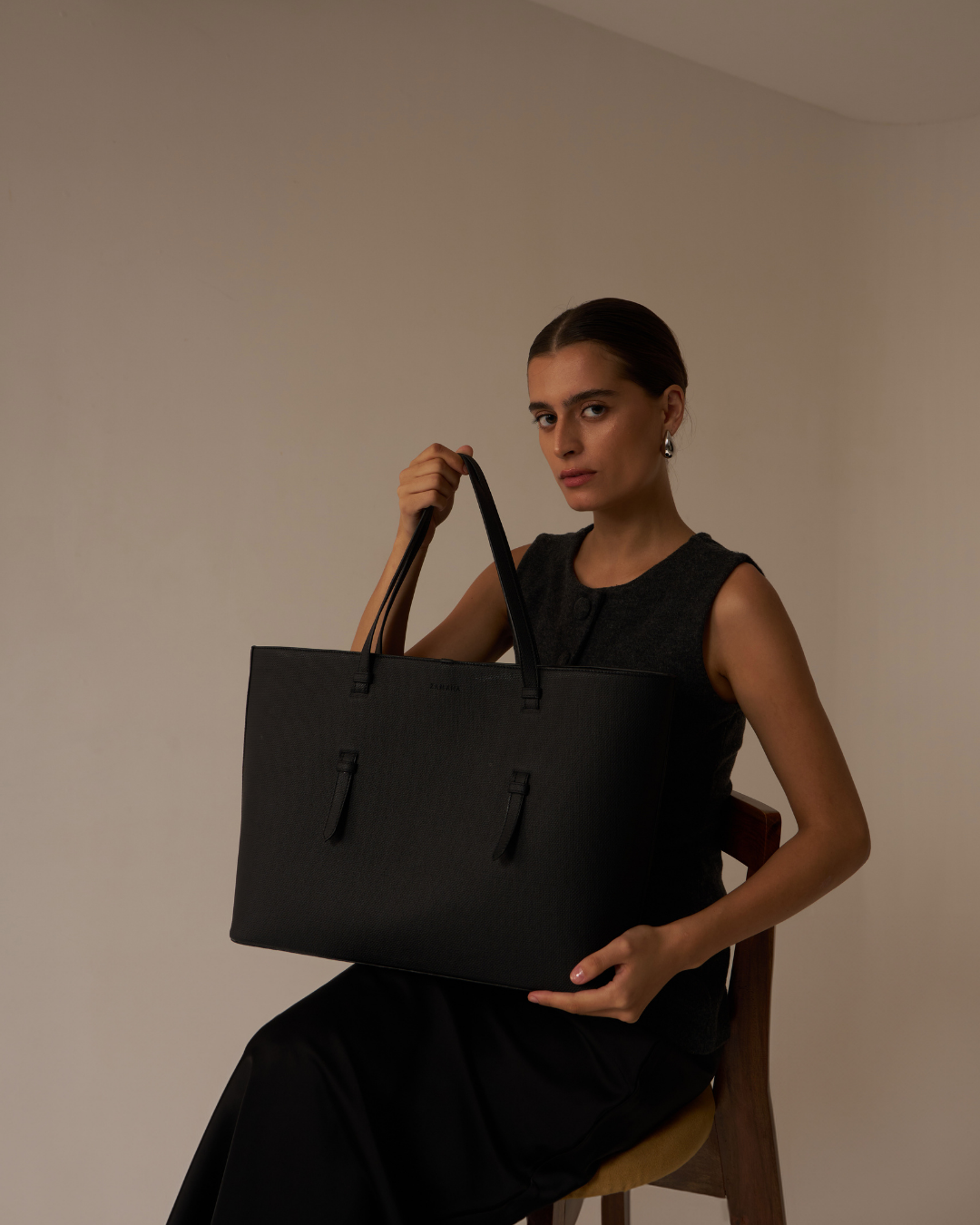 The Dump All Tote Black