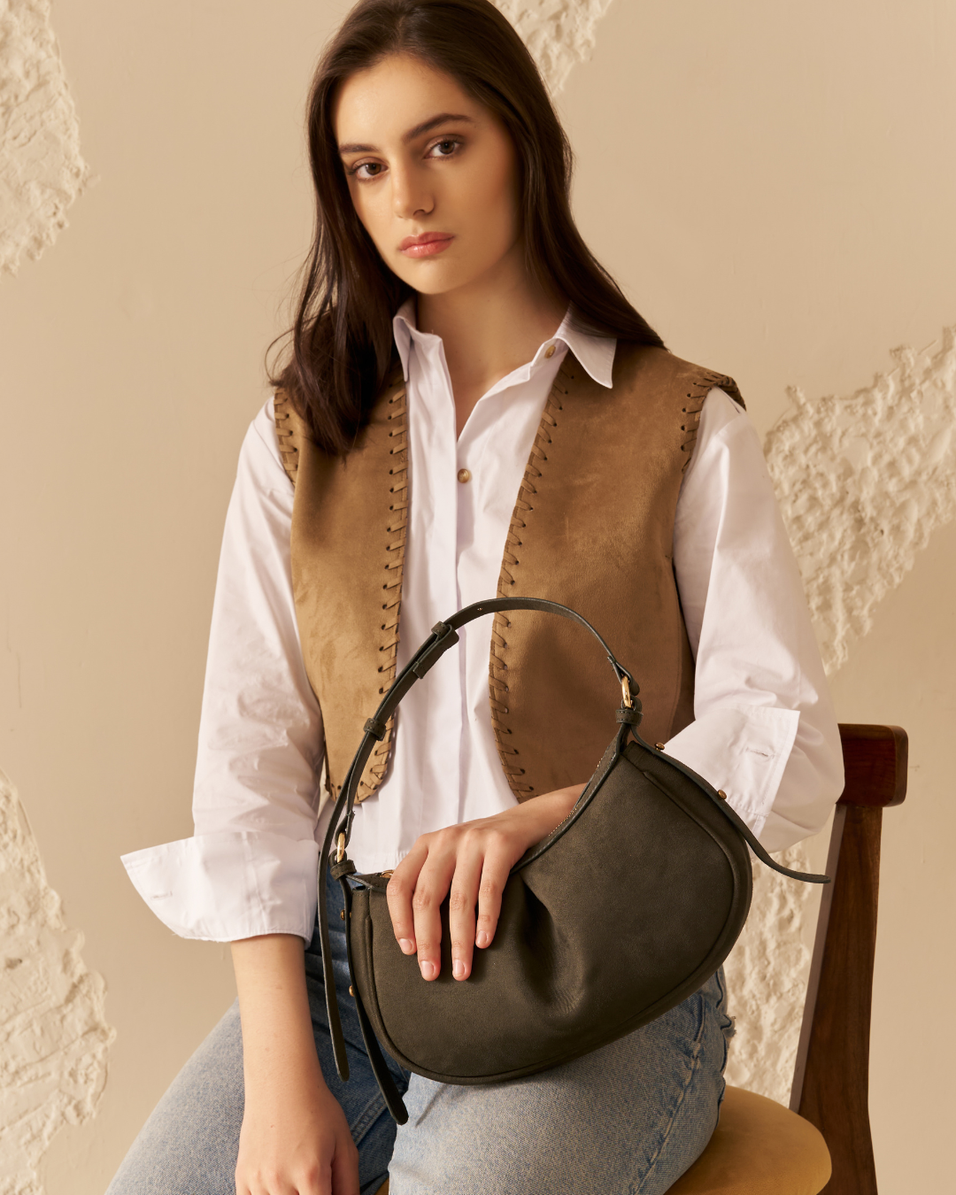 Zamana Shoulder Bag Pleated Moon Suede Olive